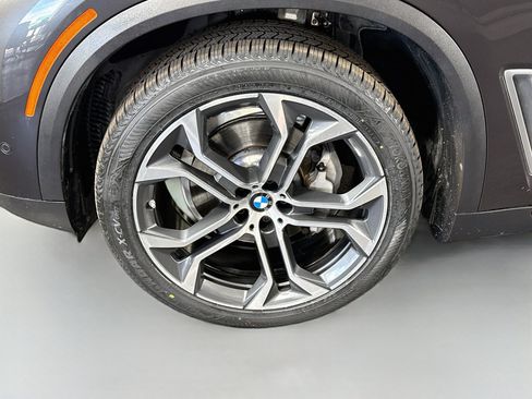 Used 2022 BMW X5 sDrive40i w/ Premium Package RWD image 38