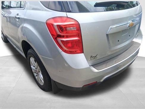 Used 2016 Chevrolet Equinox LS FWD image 7