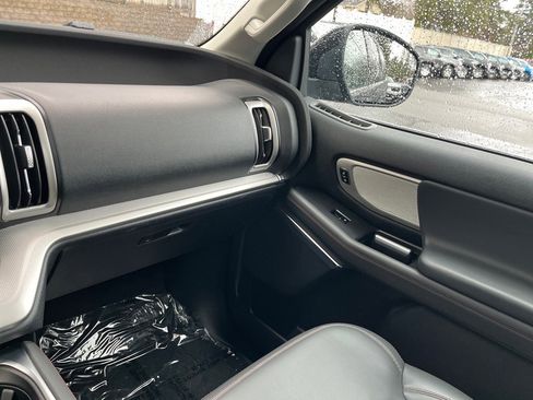 Used 2025 Ford Expedition Max Active image 20