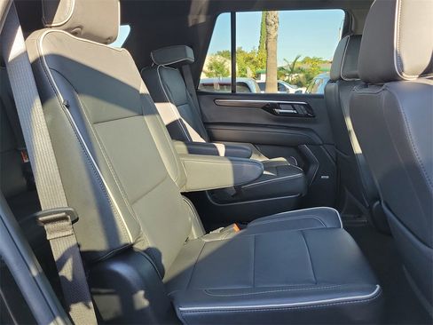 Used 2025 Chevrolet Tahoe Premier image 20