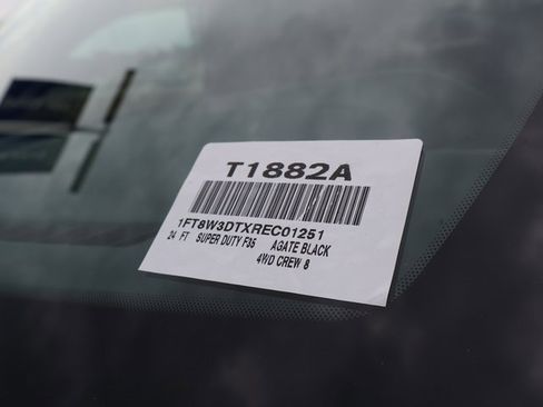 Used 2024 Ford F350 Lariat w/ FX4 Off-Road Package image 38