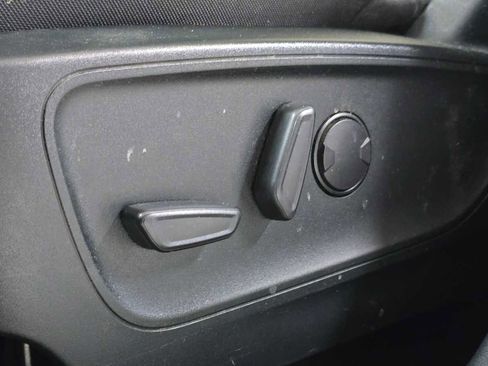 Used 2022 Ford Escape SE w/ Convenience Package FWD image 24