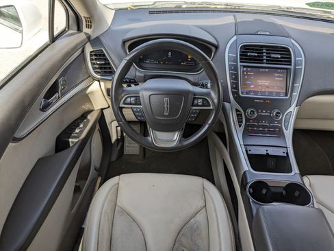 Used 2020 Lincoln Nautilus FWD w/ Equipment Group 101A image 17