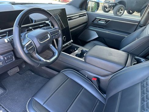 Used 2024 GMC Sierra EV Denali image 8