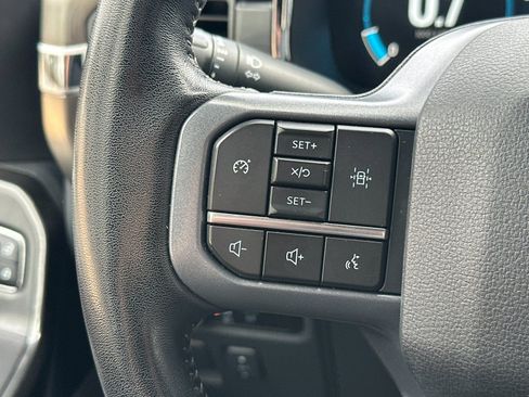 Used 2023 Ford F150 Lariat image 28