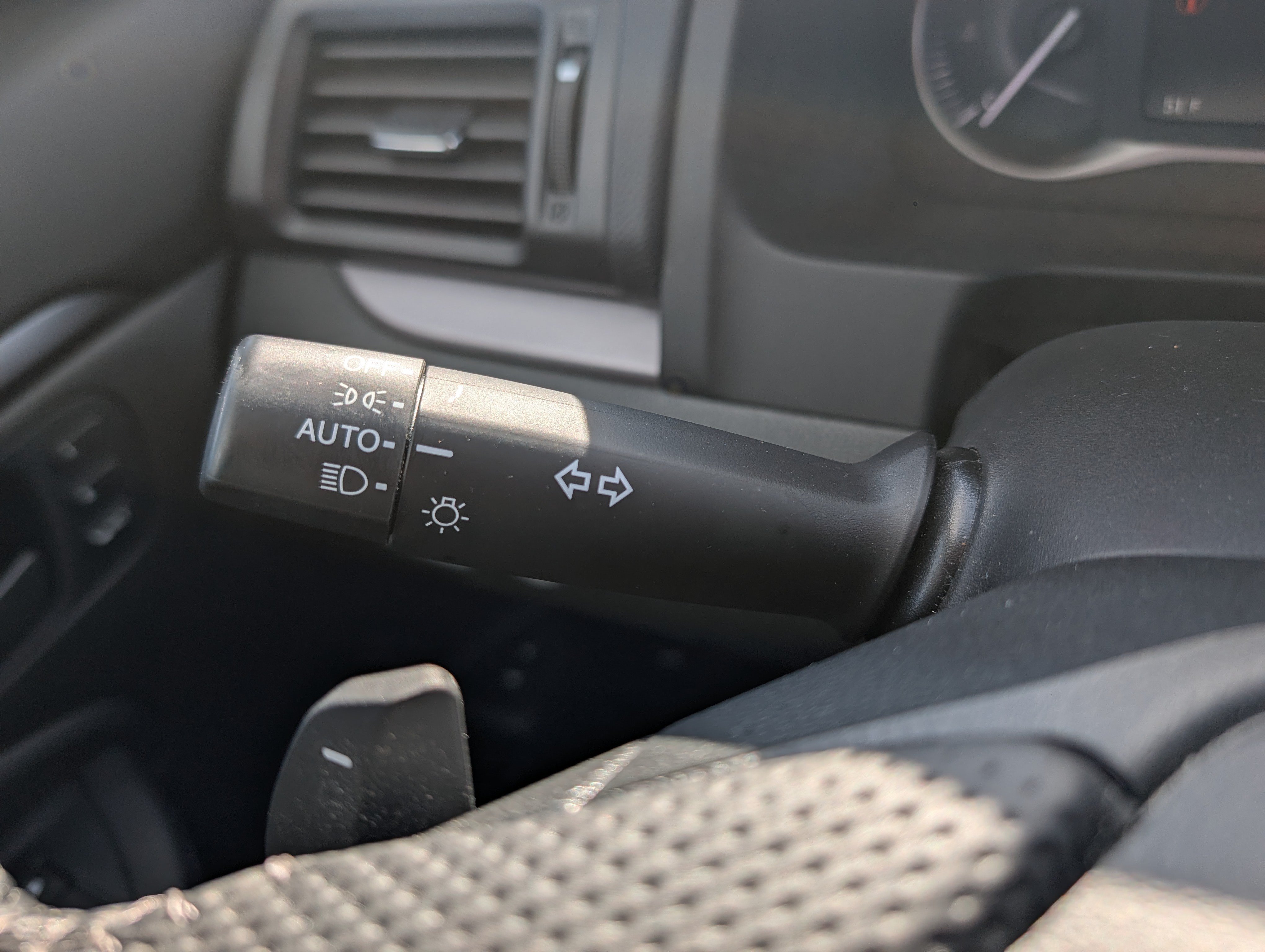Used 2023 Honda Passport EX-L image 29