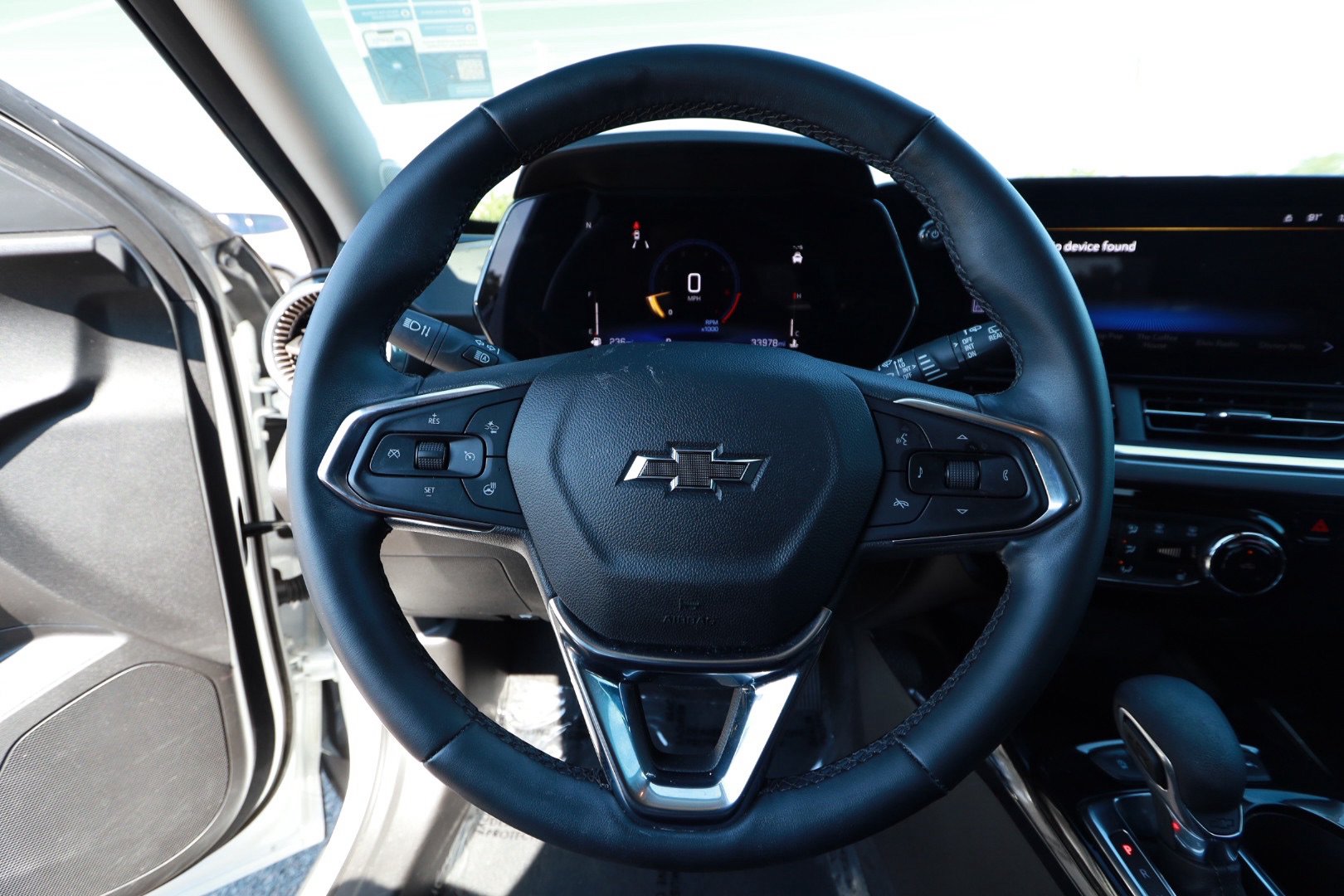 Used 2025 Chevrolet Trax ACTIV w/ Driver Confidence Package FWD image 10