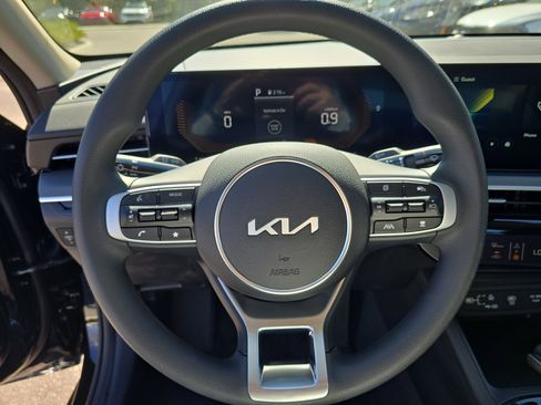 New 2026 Kia K5 LXS FWD image 27