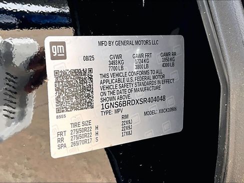 New 2025 Chevrolet Suburban LS w/ LPO, Dark Essentials Package image 19