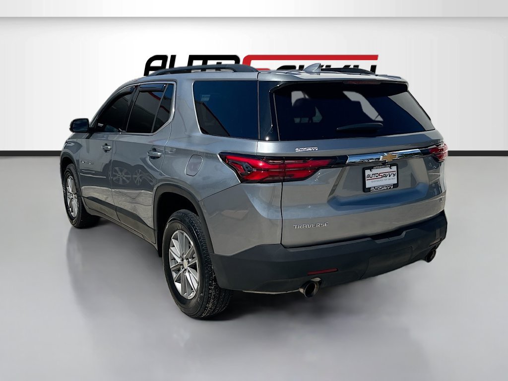Used 2023 Chevrolet Traverse LT FWD image 5