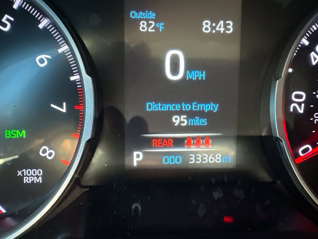 Used 2022 Toyota RAV4 XLE FWD image 17
