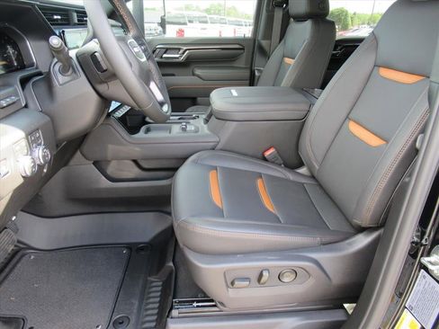 New 2026 GMC Sierra 2500 AT4 w/ Technology Package image 17