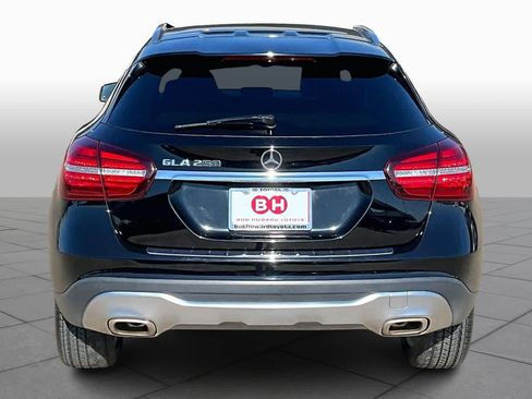 Used 2019 Mercedes-Benz GLA 250 image 5