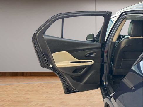 Used 2022 Buick Encore Preferred w/ Safety Package image 11