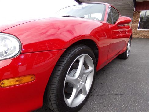 Used 2002 MAZDA MX-5 Miata LS image 3