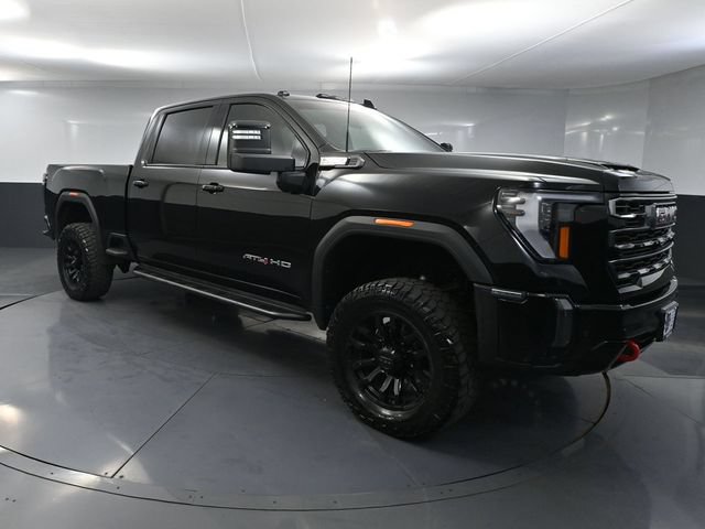 Used 2024 GMC Sierra 2500 AT4 w/ Technology Package AWD/4WD image 1