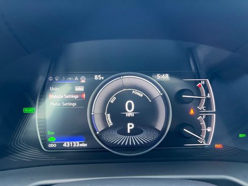 Used 2019 Lexus ES 300h Ultra Luxury w/ Accessory Package 2 FWD image 42