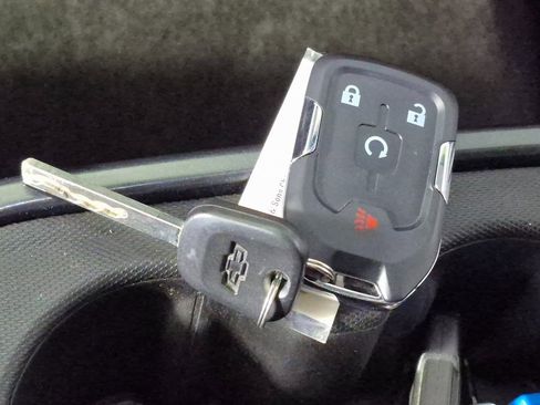 Used 2018 Chevrolet Silverado 1500 LT w/ All Star Edition image 24