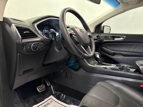 Used 2018 Ford Edge Sport w/ Technology Package AWD/4WD image 30