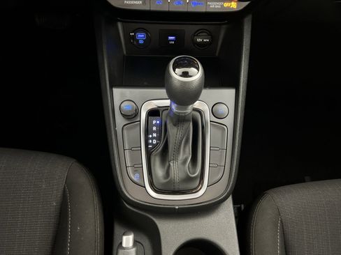 Used 2022 Hyundai Kona SEL image 21