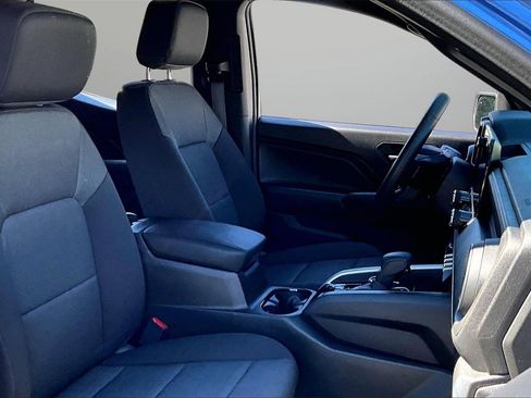 Used 2025 Chevrolet Colorado Trail Boss image 23