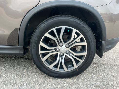 Used 2018 Mitsubishi Outlander Sport ES image 32