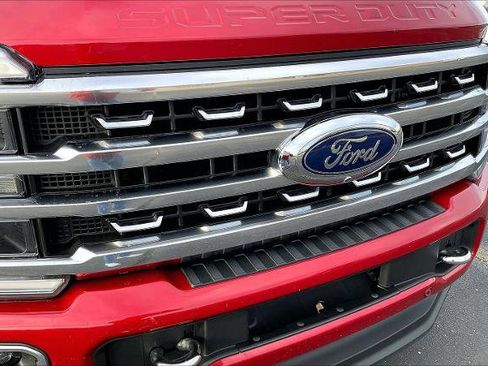 Certified 2023 Ford F250 Platinum image 27