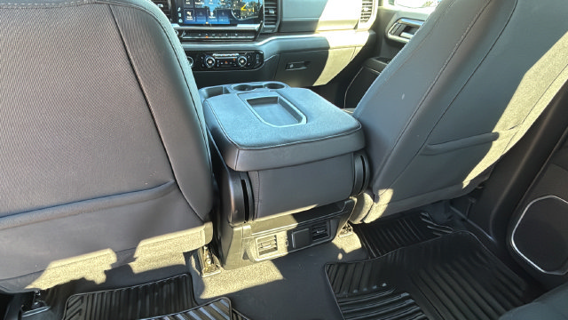 Used 2024 Chevrolet Silverado 1500 LT AWD/4WD image 20