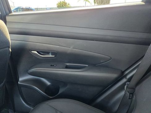 Used 2025 Hyundai Tucson SEL FWD image 11