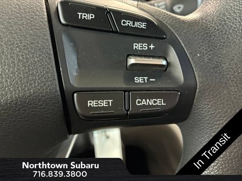 Used 2019 Hyundai Elantra SE FWD image 23