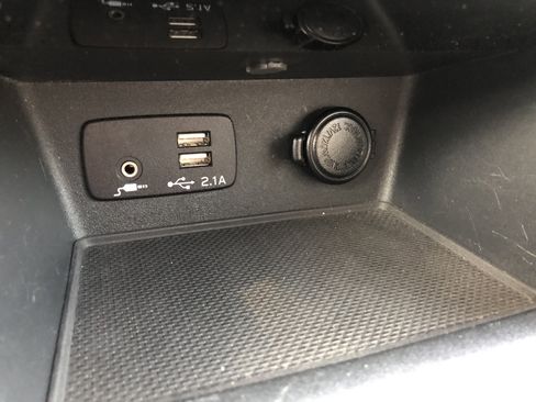 Used 2019 Subaru Forester Limited w/ Popular Package #3 image 13