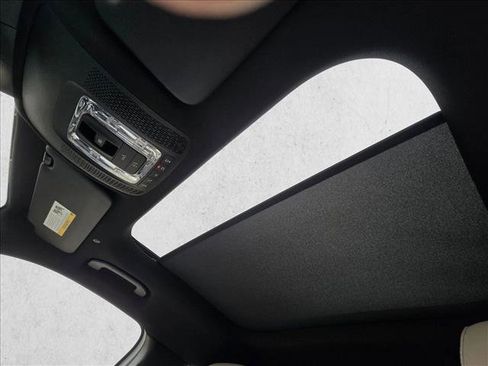 Certified 2025 Mercedes-Benz GLB 250 image 15