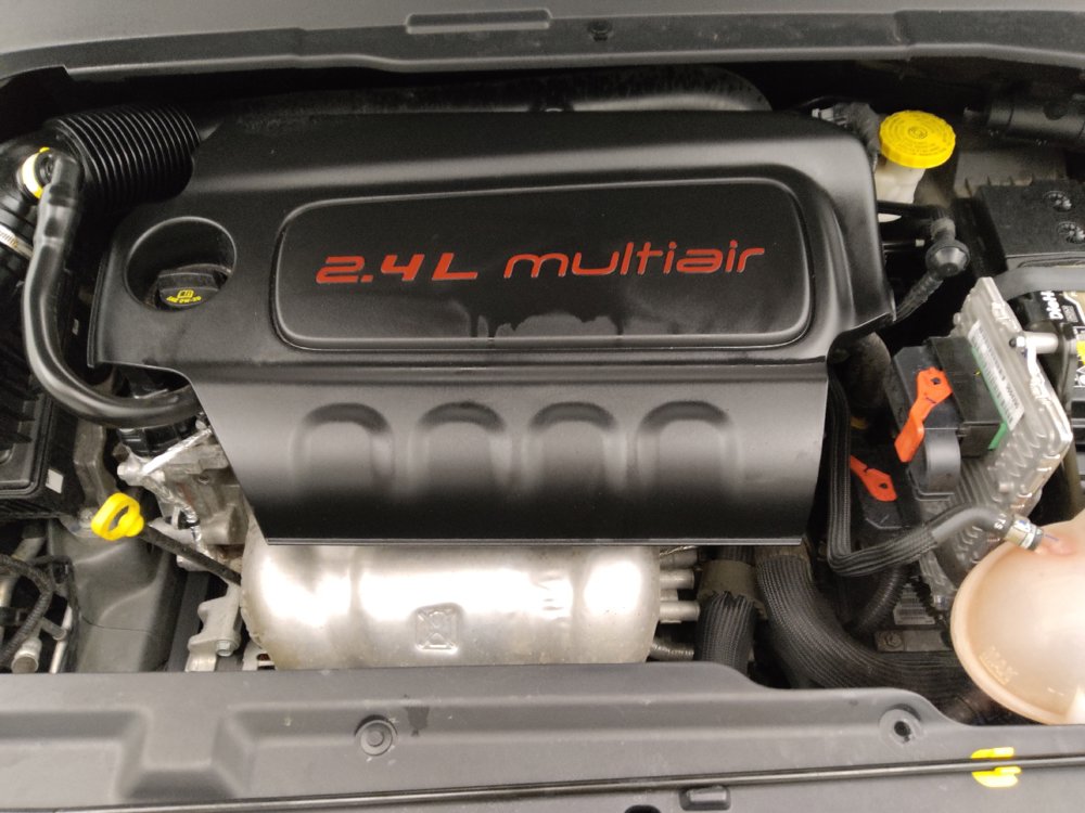 Used 2022 Jeep Compass Latitude FWD image 30