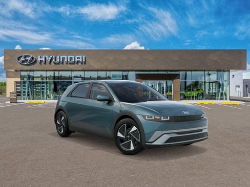 New 2026 Hyundai Ioniq 5 SEL AWD/4WD image 2