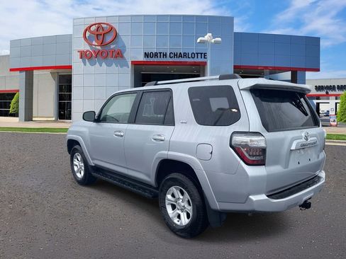 Used 2024 Toyota 4Runner SR5 Premium image 8