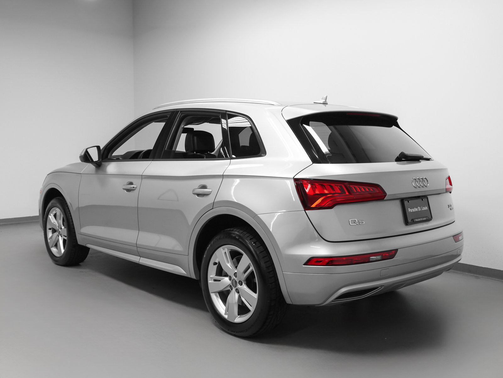 Used 2018 Audi Q5 2.0T Premium AWD/4WD image 3