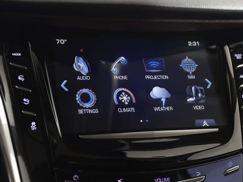 Used 2019 Cadillac Escalade Premium Luxury AWD/4WD image 34