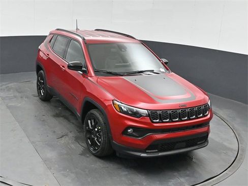 New 2026 Jeep Compass Latitude image 37