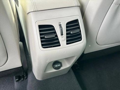 Used 2017 Hyundai Sonata Limited w/ Ultimate Package 04 image 19