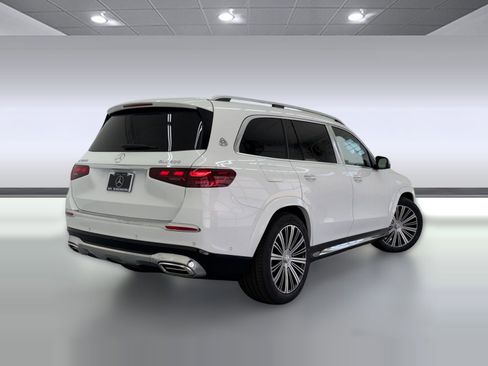 New 2026 Mercedes-Benz Maybach GLS 600 4MATIC image 8