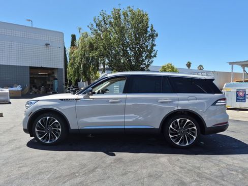 Used 2020 Lincoln Aviator Reserve w/ Equipment Group 202A AWD/4WD image 9
