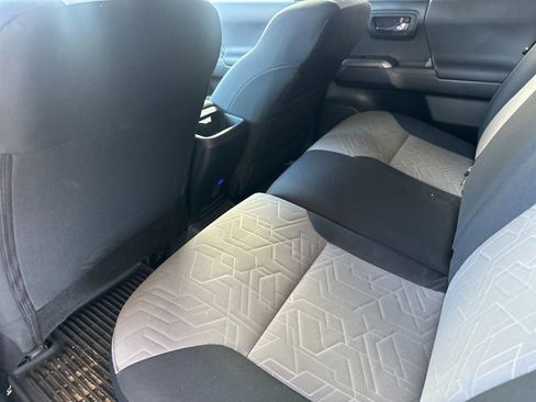 Used 2023 Toyota Tacoma TRD Off-Road w/ Black Out Package (TMS) image 11