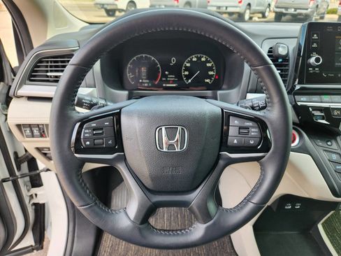Used 2025 Honda Odyssey EX-L image 23