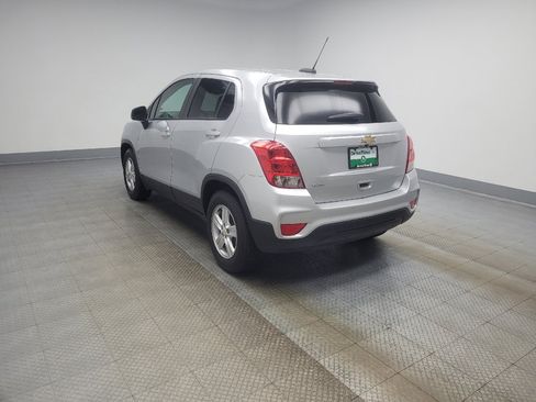 Used 2020 Chevrolet Trax LS w/ Tint and Cruise Package FWD image 3