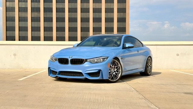 Used 2018 BMW M4 Coupe RWD image 1