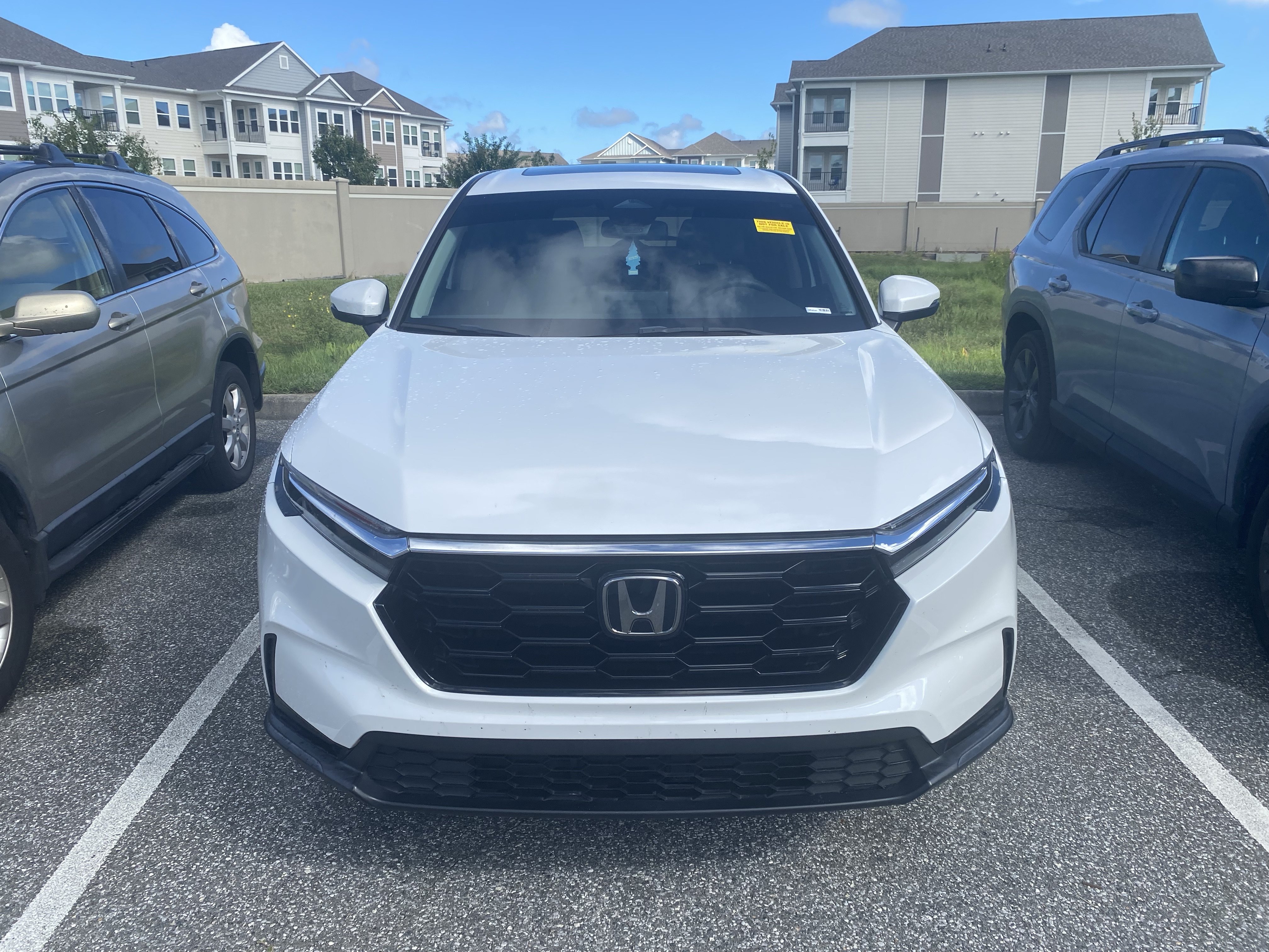 Used 2023 Honda CR-V EX image 2