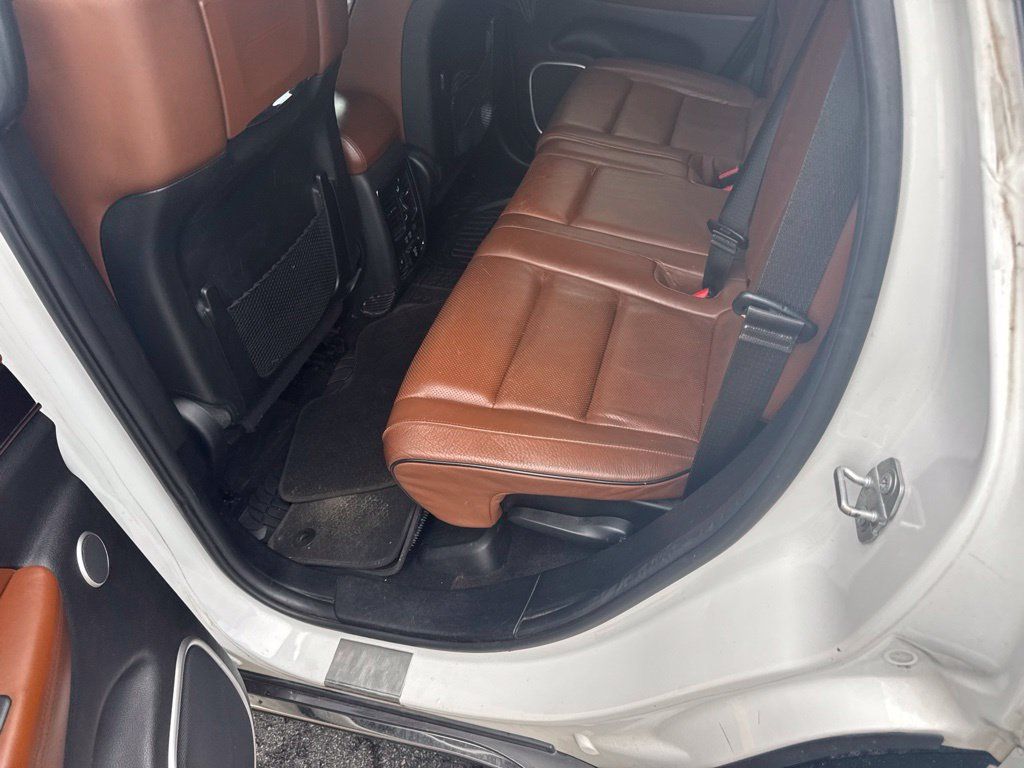 Used 2019 Jeep Grand Cherokee Summit AWD/4WD image 9