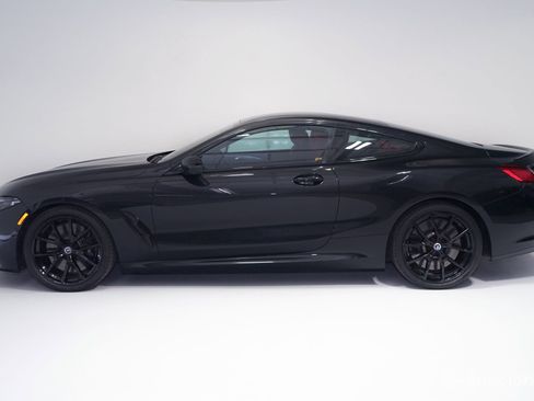 Used 2023 BMW M850i xDrive Coupe image 5