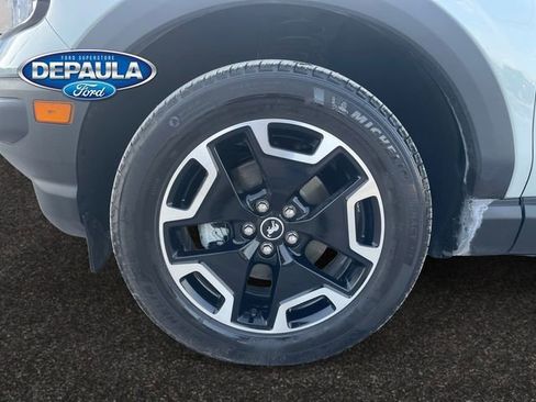 Used 2024 Ford Bronco Sport Outer Banks w/ Tech Package image 18