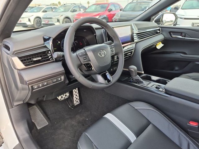 New 2026 Toyota Camry SE FWD image 3